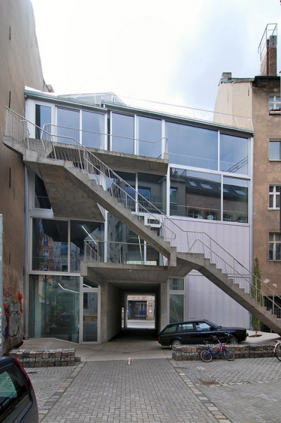 Brunnenstrasse 9_Three